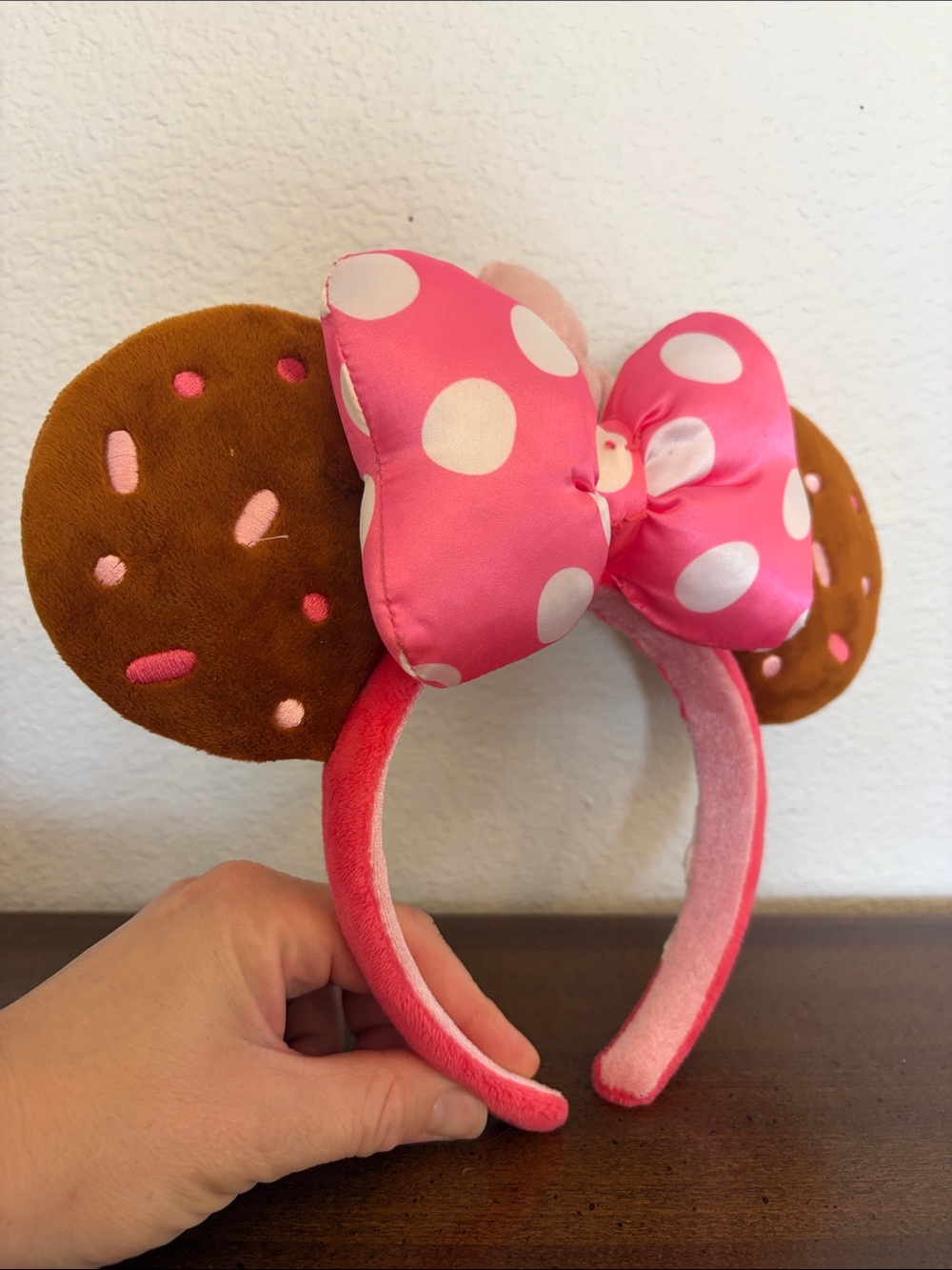Disney Parks Munchlings Plush Pink Strawberry Cupcake Polka Dot Bow Headband - Picture 2 of 6